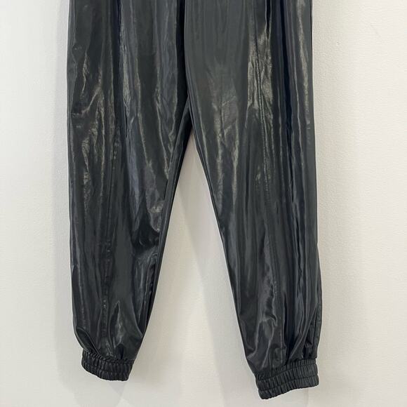 Victoria’s Secret Sport Faux Leather Jogger Size Medium - Picture 5 of 7